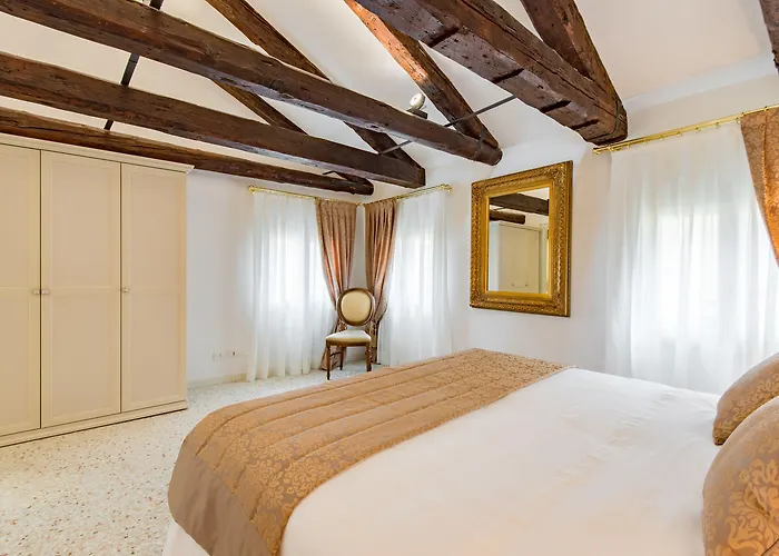 San Teodoro Palace - Luxury *