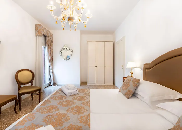 San Teodoro Palace - Luxury *