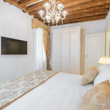 San Teodoro Palace - Luxury *