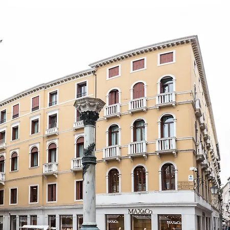 San Teodoro Palace - Luxury