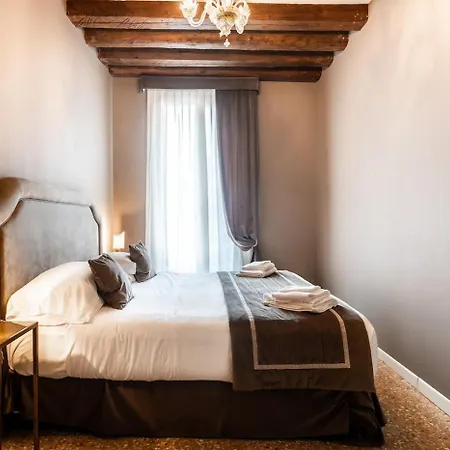 San Teodoro Palace - Luxury *