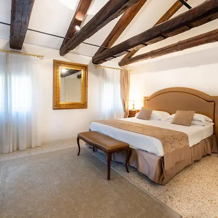 San Teodoro Palace - Luxury *