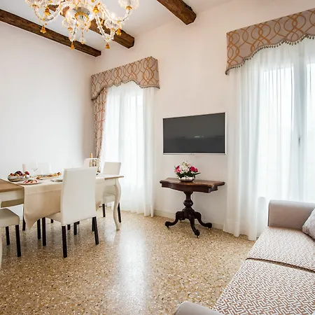 San Teodoro Palace - Luxury Appartamento